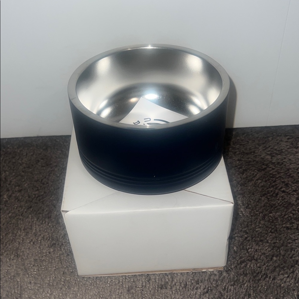 18 ounce Stainless Steel Dog Dish new
